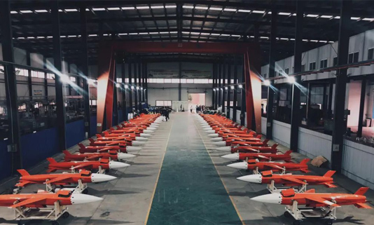 ��װ������������һ��ɽ��