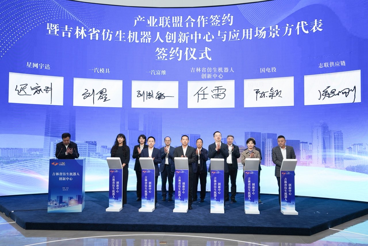 ��˹��--ȫ�����ݻ�����Ϸƽ̨