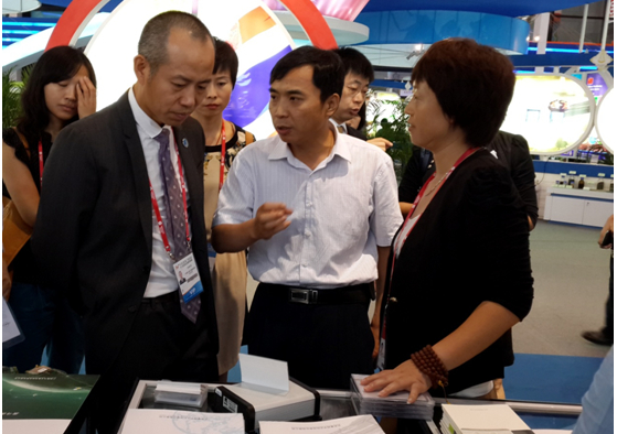 ��˹��--ȫ�����ݻ�����Ϸƽ̨