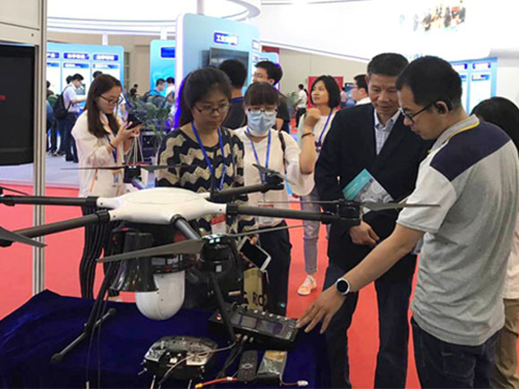 ��˹��--ȫ�����ݻ�����Ϸƽ̨