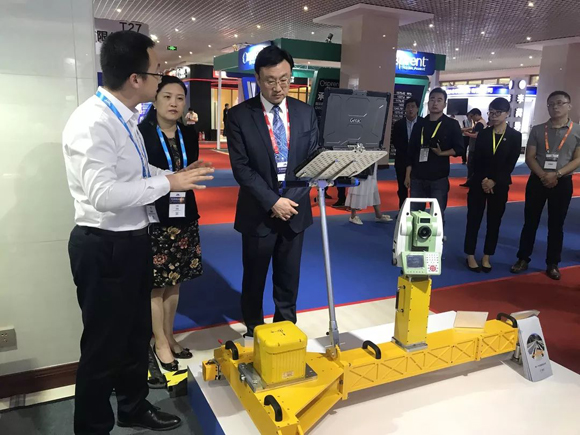 ��˹��--ȫ�����ݻ�����Ϸƽ̨