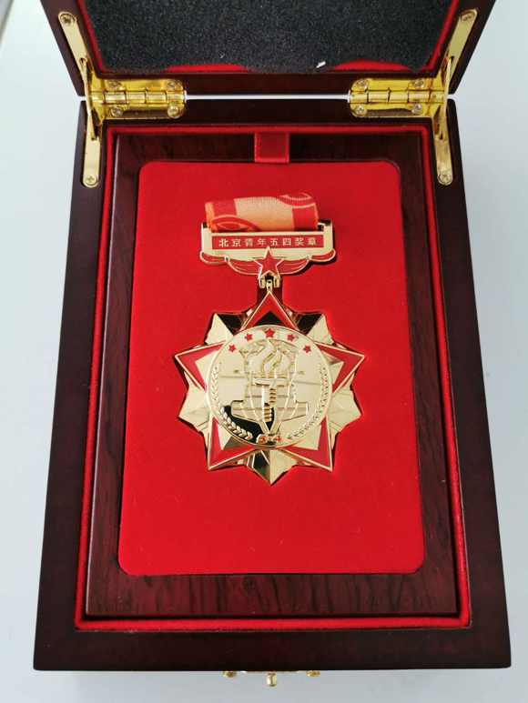 ��˹��--ȫ�����ݻ�����Ϸƽ̨